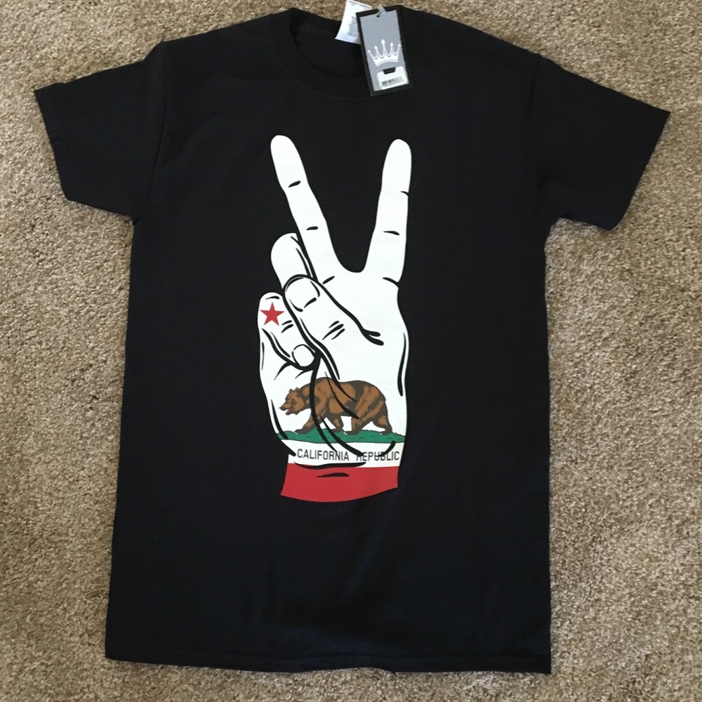 California black t-shirt